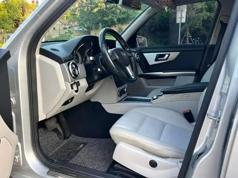 Mercedes-Benz Mercedes-Benz GLK-Class 2013 GLK 300 4MATIC Sport Edition 2013 - thumbnail 5