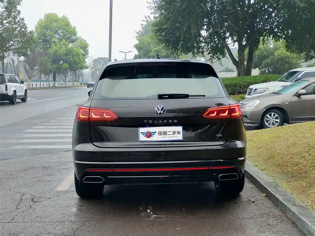 Volkswagen Volkswagen Touareg 2021 3.0TSI R-Line Sport Package 2021 - thumbnail 5