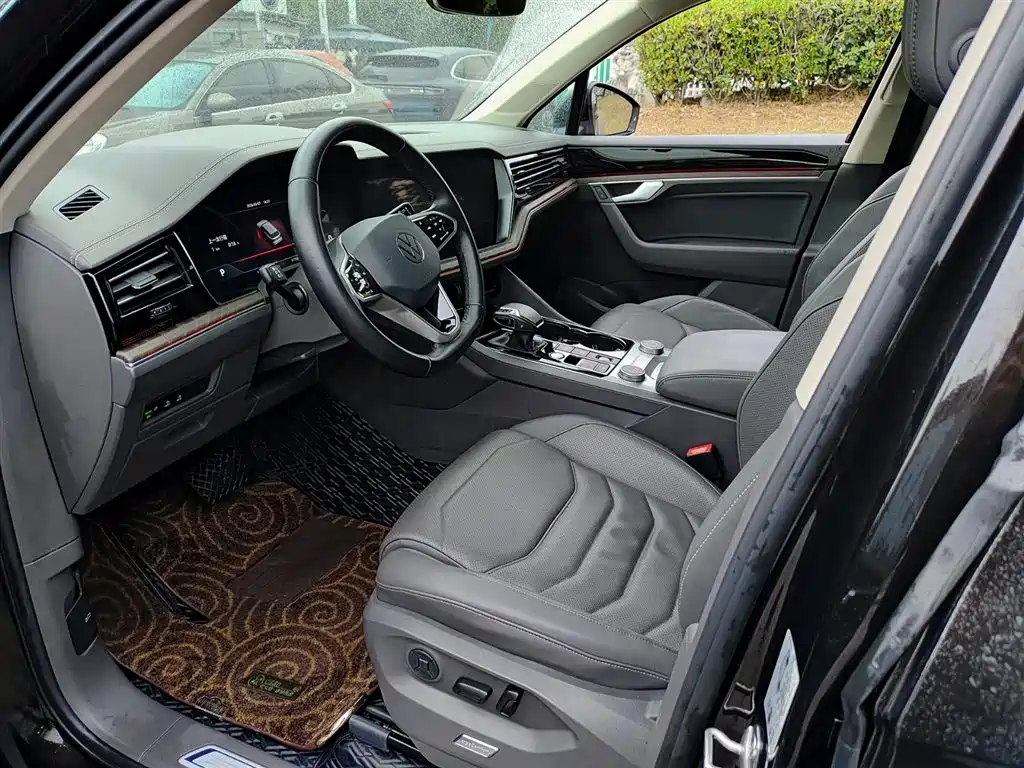 Volkswagen Volkswagen Touareg 2021 3.0TSI R-Line Sport Package 2021 - thumbnail 7
