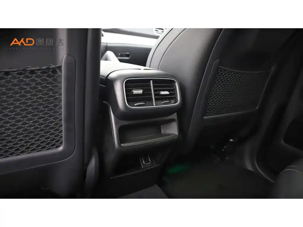 Mercedes-Benz Mercedes-Benz GLE 350 2.0T 2022 Facelift 4MATIC Coupe SUV Luxury Model 2023 - thumbnail 9