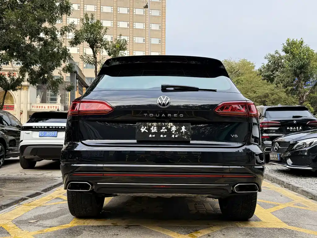 Volkswagen Volkswagen Touareg 2021 3.0TSI R-Line Sport Package 2021 - thumbnail 5