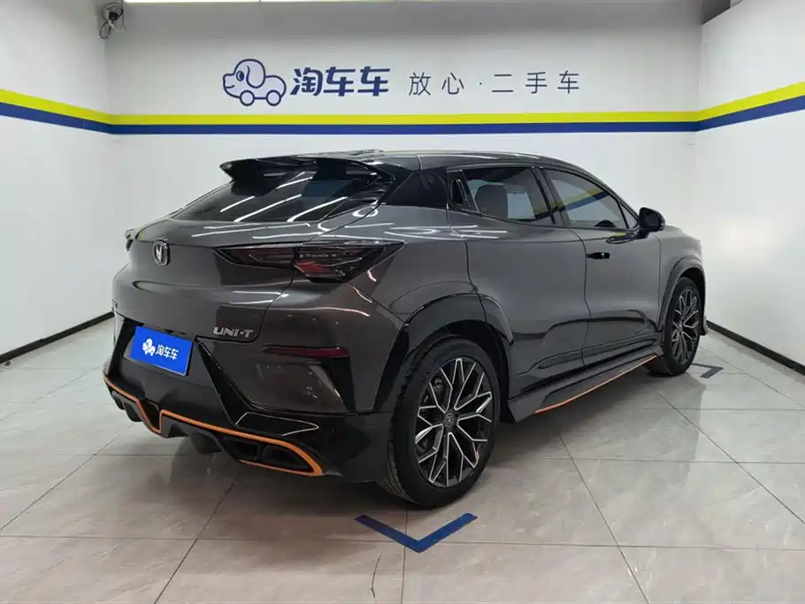 Changan Changan UNI-T 2022 1.5T Sport Edition Premium Model 2023 - thumbnail 3