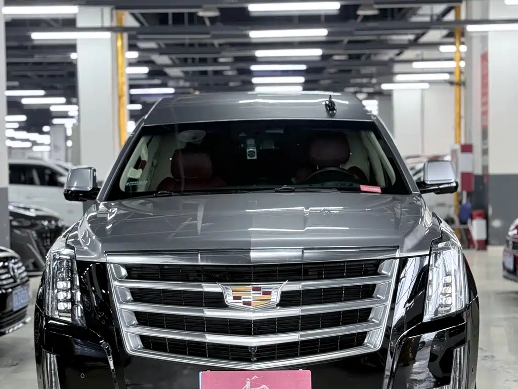Cadillac Cadillac Escalade 2017 6.2L ESV Platinum Edition Extended 2019 - thumbnail 2