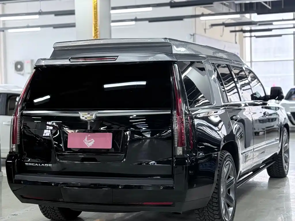Cadillac Cadillac Escalade 2017 6.2L ESV Platinum Edition Extended 2019 - thumbnail 9