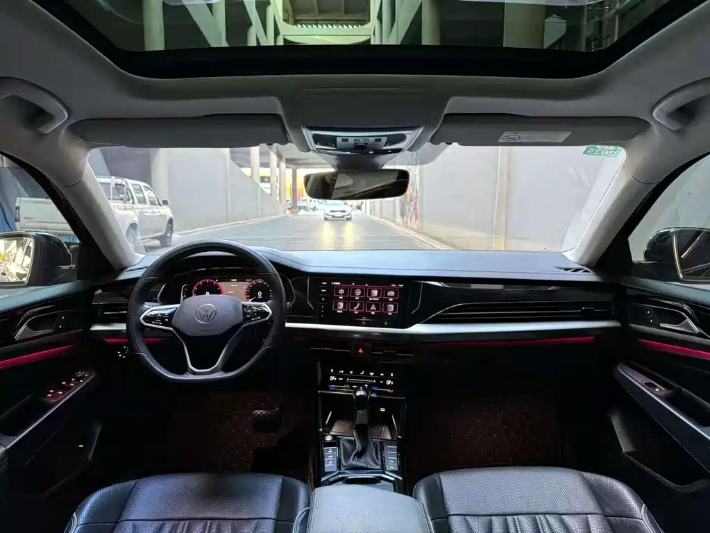 Volkswagen Volkswagen Passat 2022 330TSI Luxury Starry Sky Edition 2023 - thumbnail 11