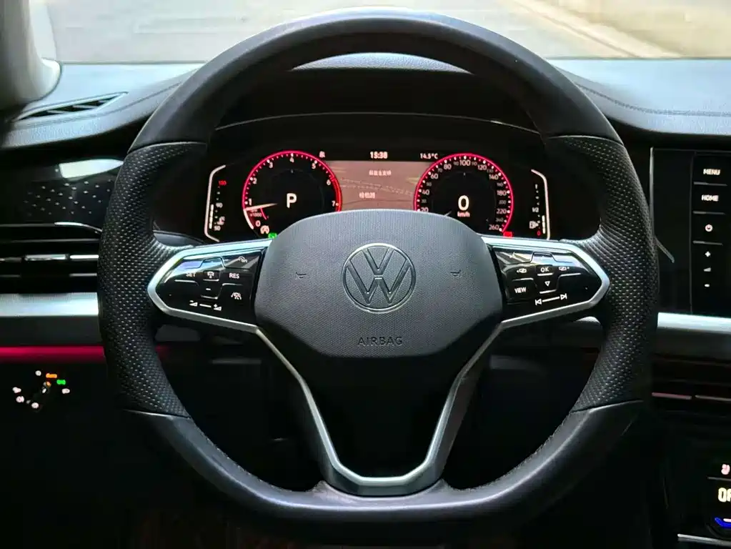 Volkswagen Volkswagen Passat 2022 330TSI Luxury Starry Sky Edition 2023 - thumbnail 12