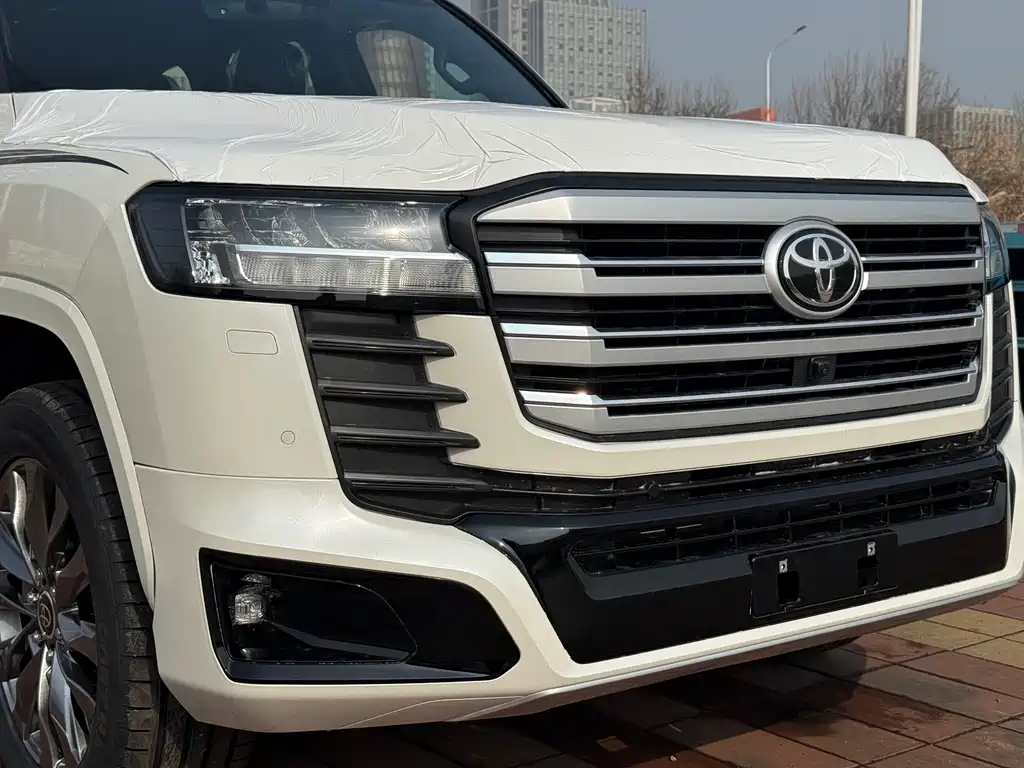 Toyota Land Cruiser LC300 2026 4.0L Automatic 2026 - thumbnail 7