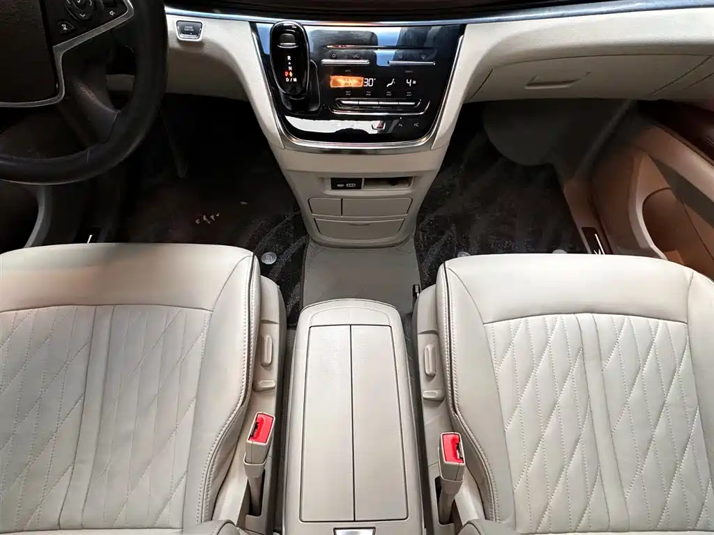 Buick Buick GL8 2022 Land Business Class 652T Premium Edition 2022 - thumbnail 14