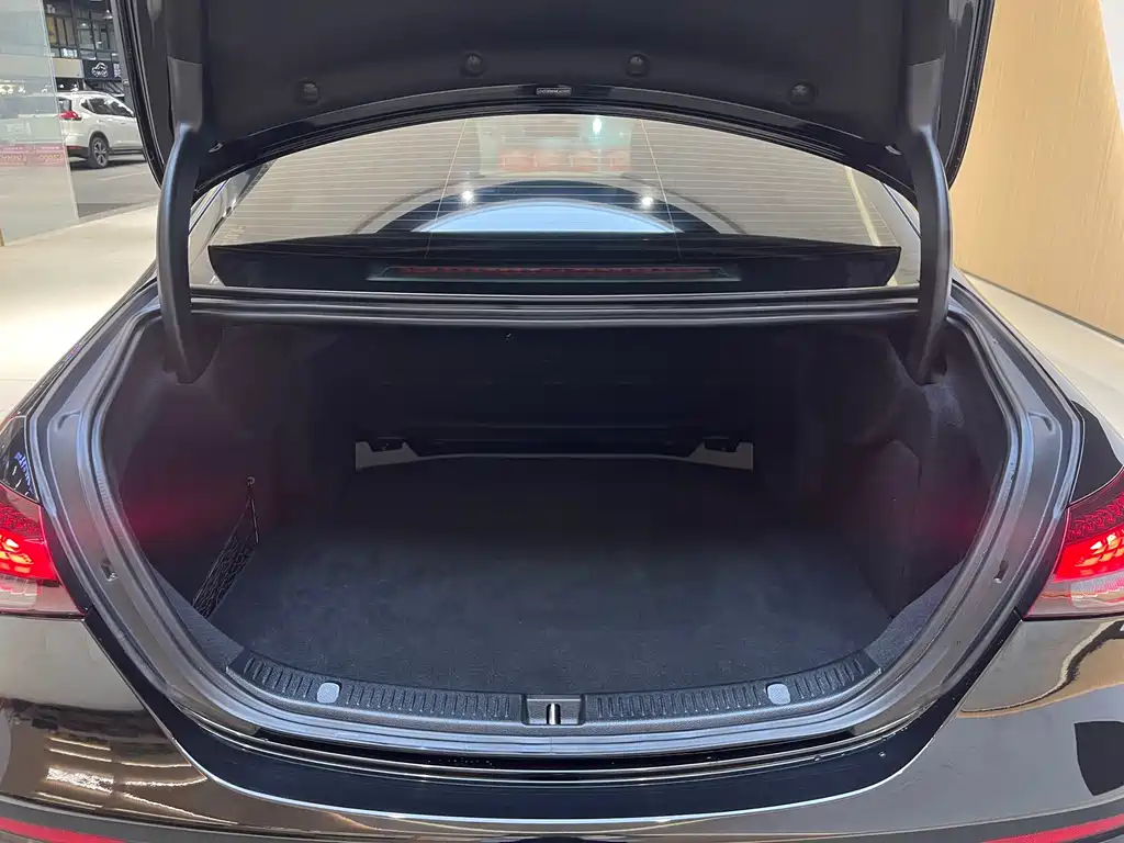 Mercedes-Benz Mercedes-Benz E-Class 2021 E 300 L Sport Luxury 2021 - thumbnail 21