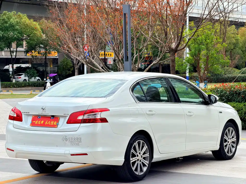 Peugeot Peugeot 408 2015 1.2T Automatic Luxury Edition 2016 - thumbnail 12