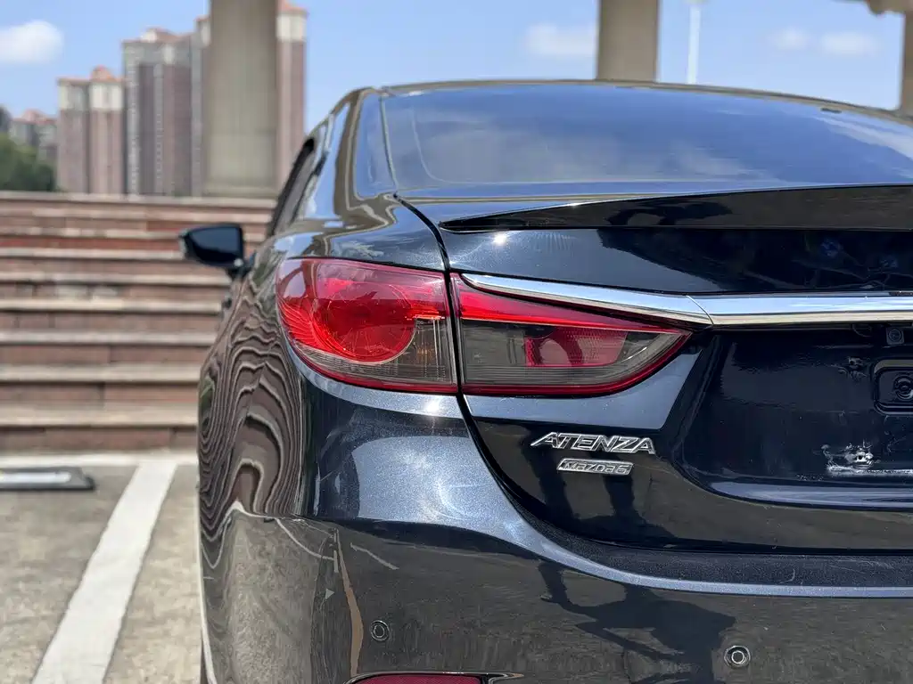Mazda Mazda6 2015 2.0L Skyactiv Luxury Edition 2016 - thumbnail 11