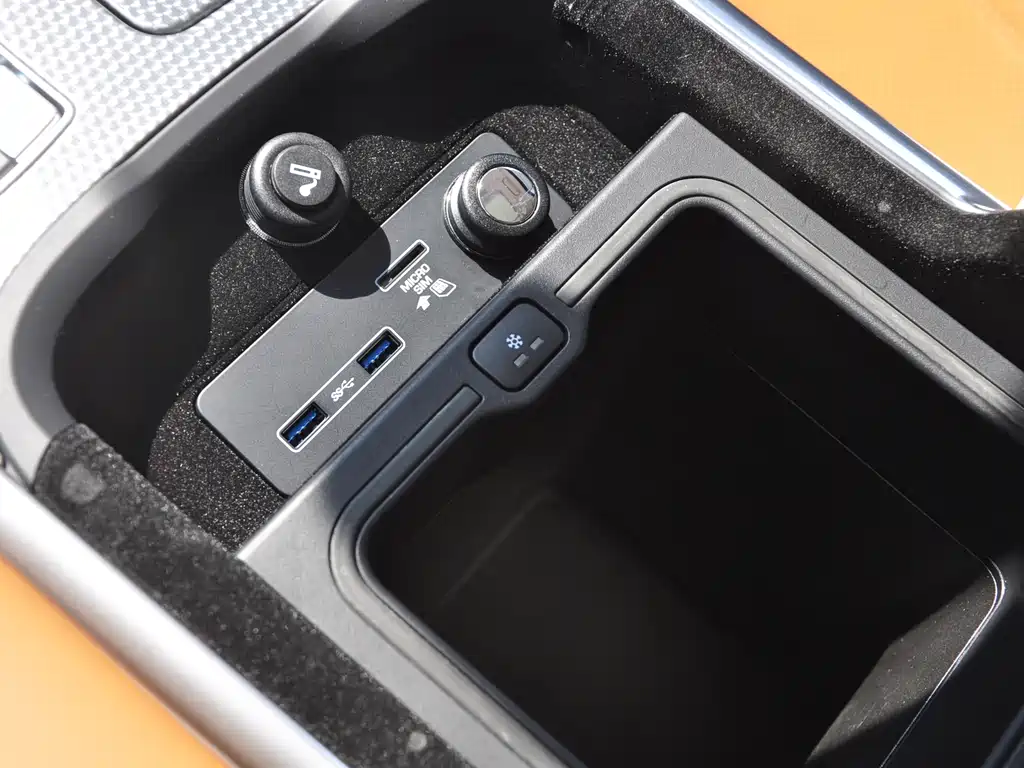 Land Rover Range Rover Sport 2019 3.0 L6 HSE DYNAMIC 2020 - thumbnail 12