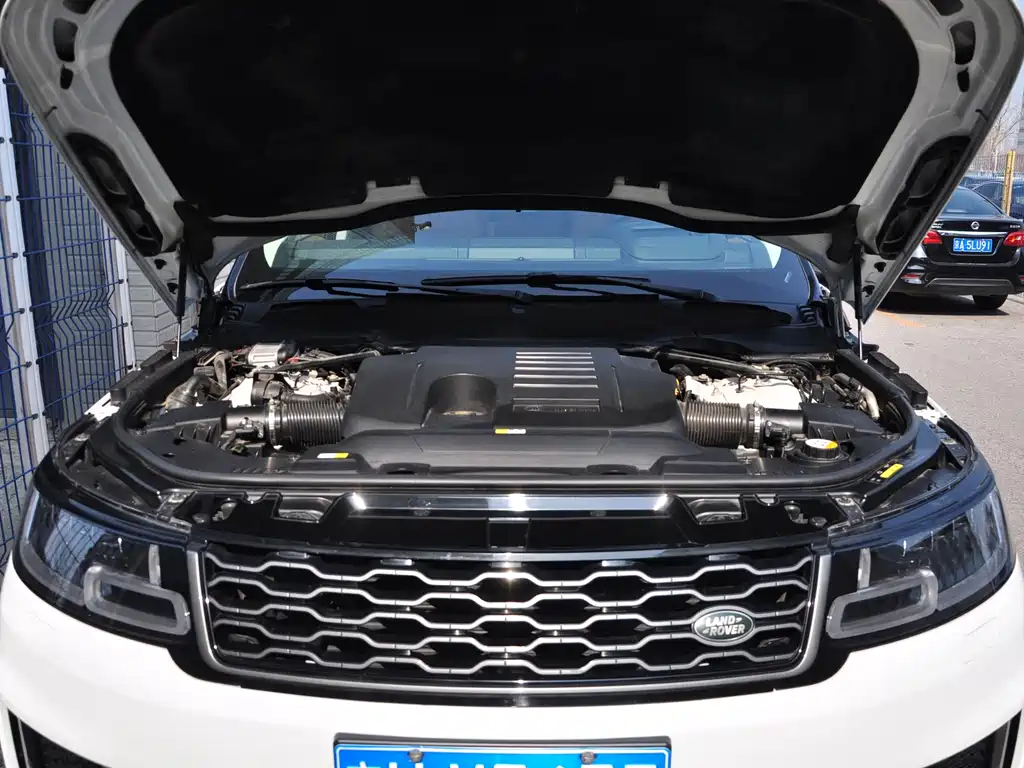 Land Rover Range Rover Sport 2019 3.0 L6 HSE DYNAMIC 2020 - thumbnail 18