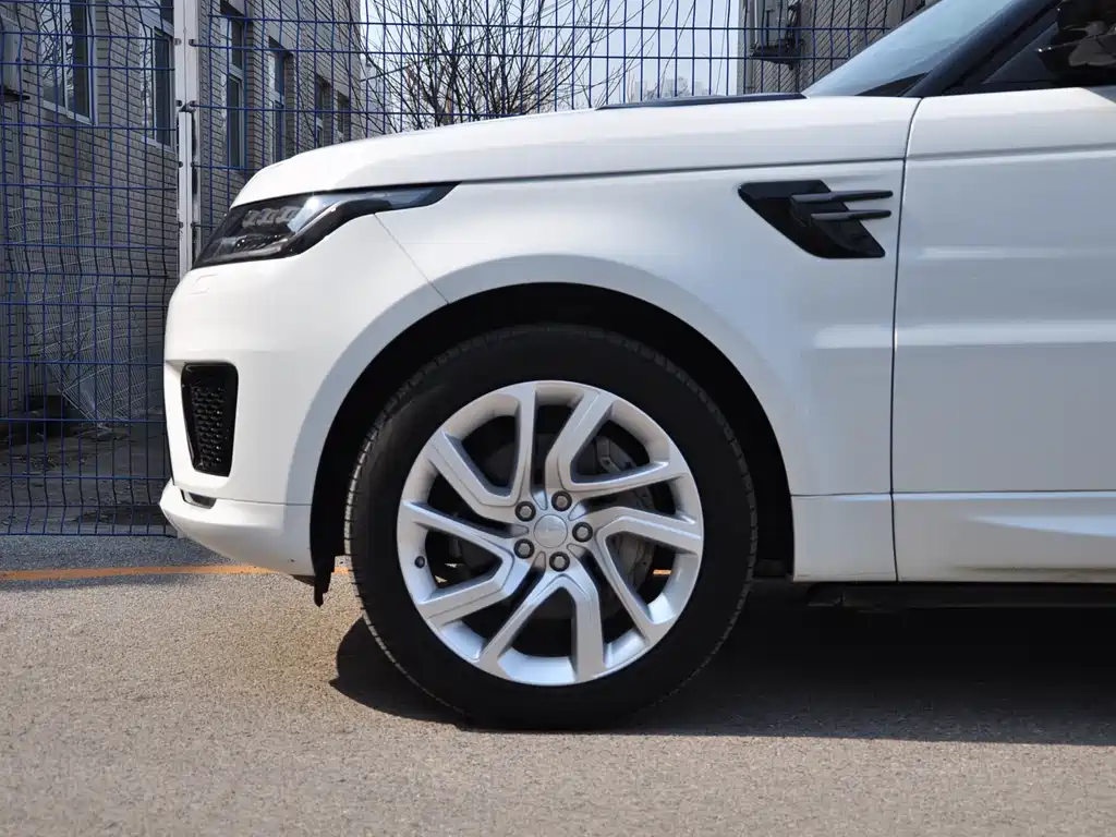 Land Rover Range Rover Sport 2019 3.0 L6 HSE DYNAMIC 2020 - thumbnail 19