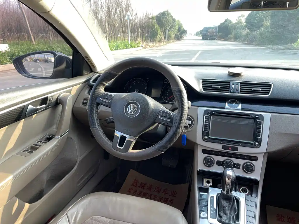 Volkswagen Volkswagen Magotan 2015 Facelift 1.8TSI Luxury Edition 2015 - thumbnail 15