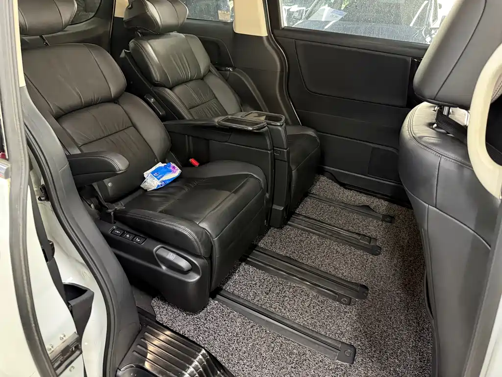 Honda Honda Odyssey 2021 2.0L Elite Version 2021 - thumbnail 5