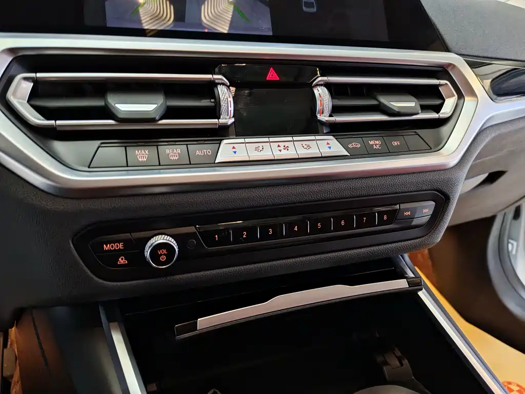 BMW BMW 3 Series 2022 320Li M Sport Package 2022 - thumbnail 14