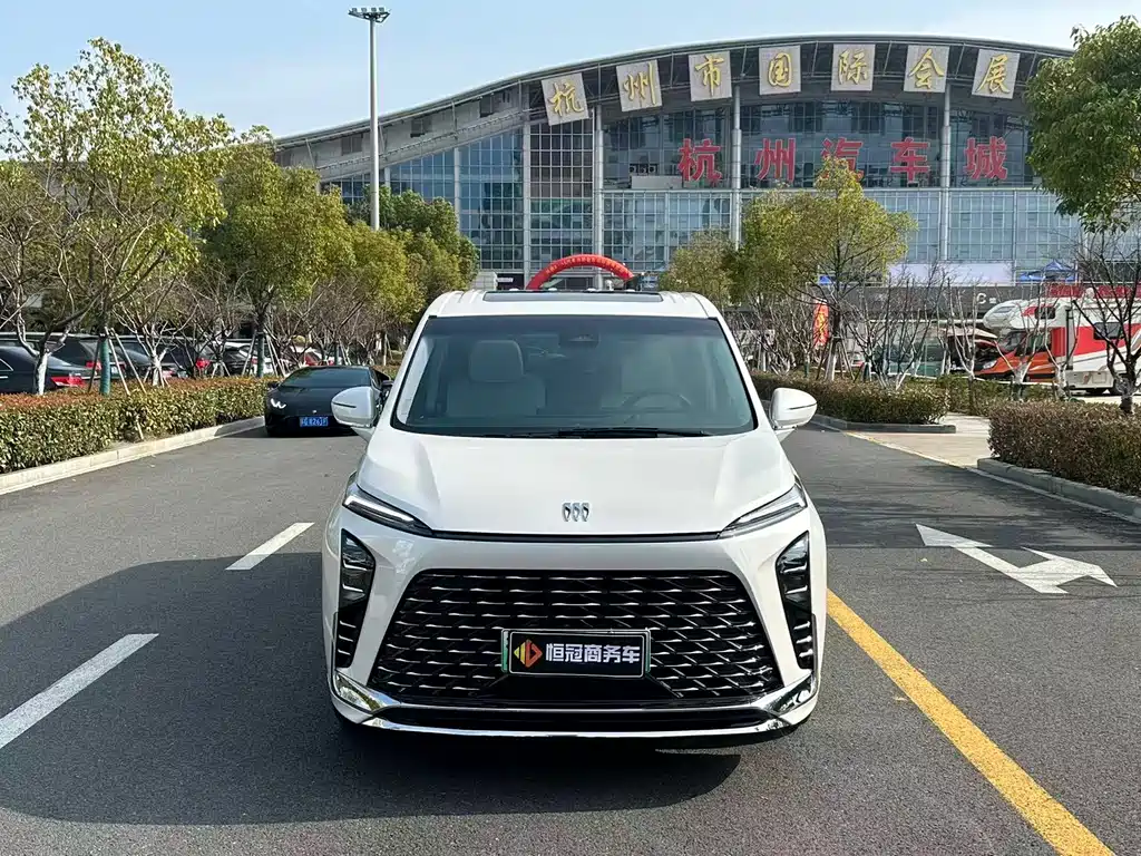 Buick Buick GL8 New Energy 2024 Landtrek Intelligent Enjoyment Edition 7-seater 2025 - thumbnail 2