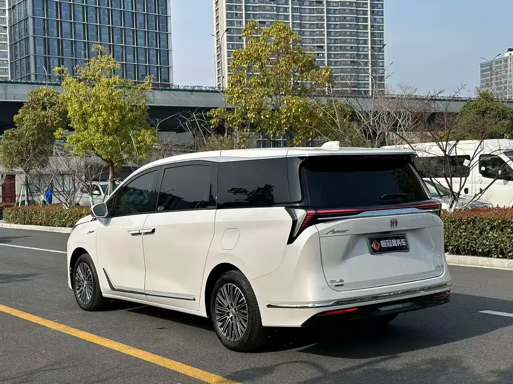 Buick Buick GL8 New Energy 2024 Landtrek Intelligent Enjoyment Edition 7-seater 2025 - thumbnail 4