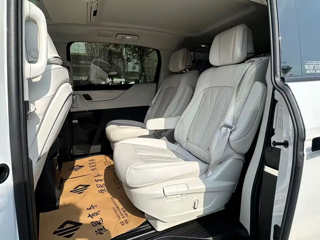 Buick Buick GL8 New Energy 2024 Landtrek Intelligent Enjoyment Edition 7-seater 2025 - thumbnail 9