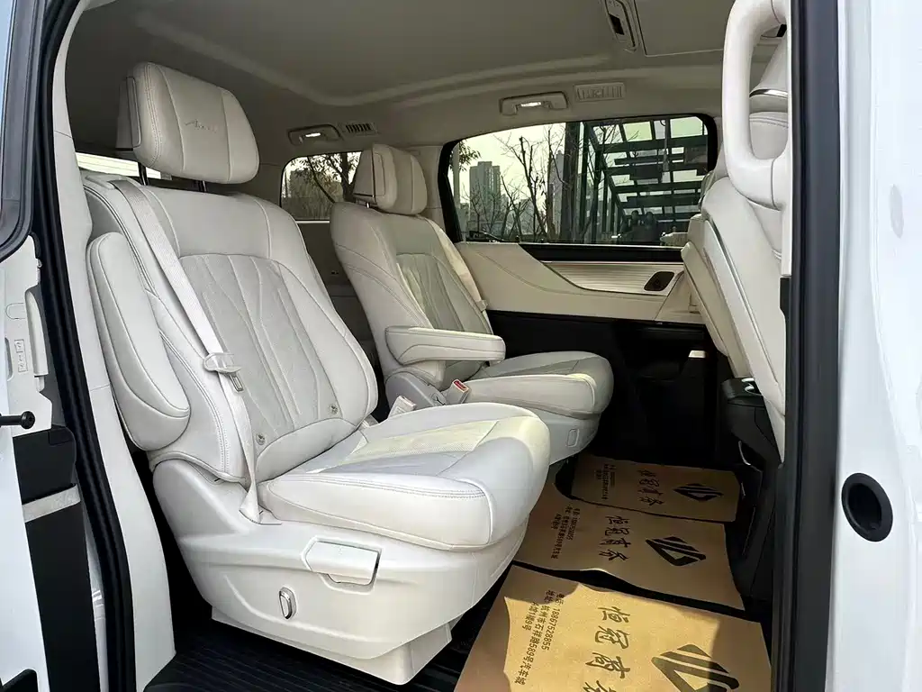 Buick Buick GL8 New Energy 2024 Landtrek Intelligent Enjoyment Edition 7-seater 2025 - thumbnail 11