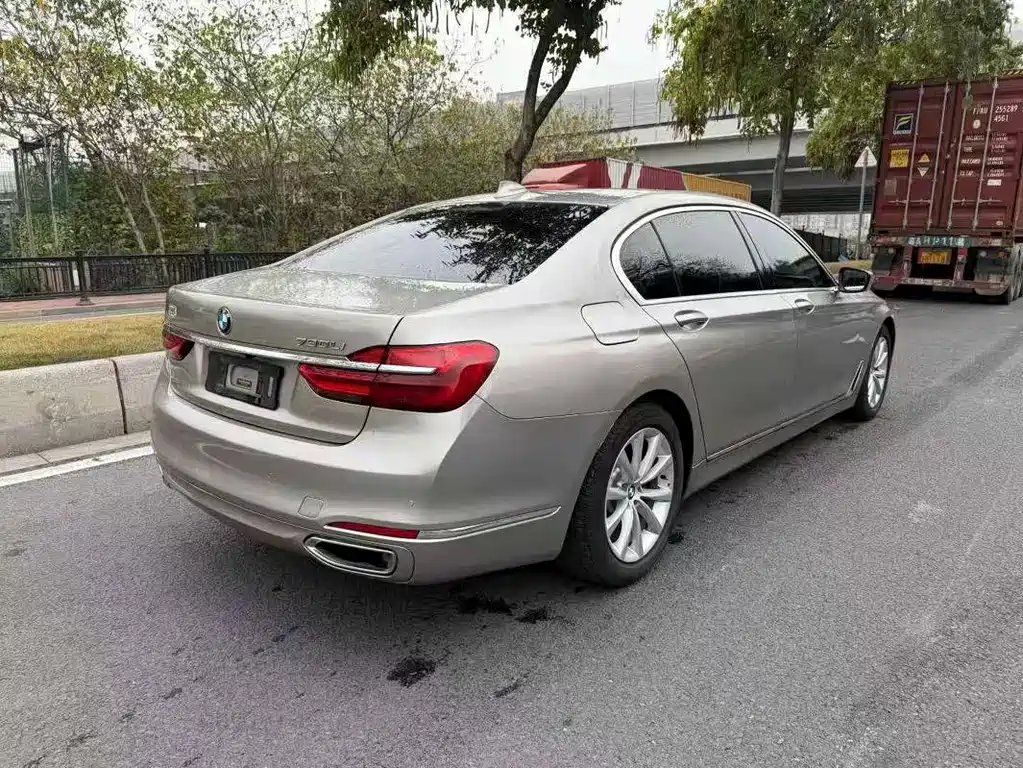 BMW BMW 7 Series 2016 730Li Leading Edition 2016 - thumbnail 4