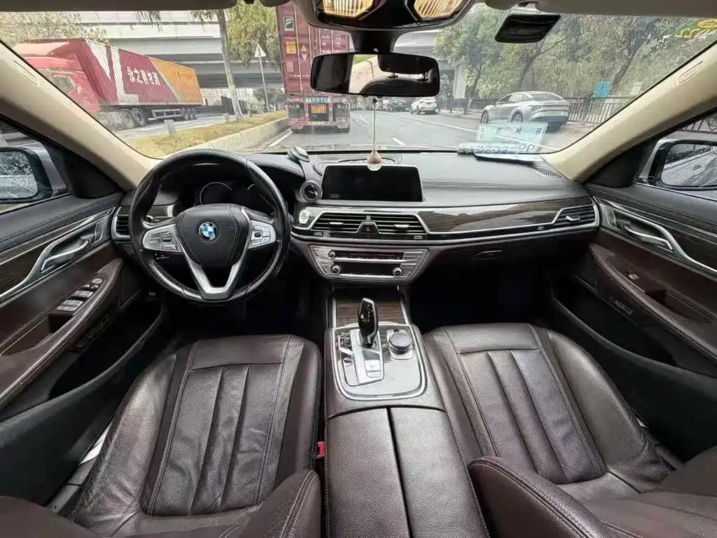 BMW BMW 7 Series 2016 730Li Leading Edition 2016 - thumbnail 9