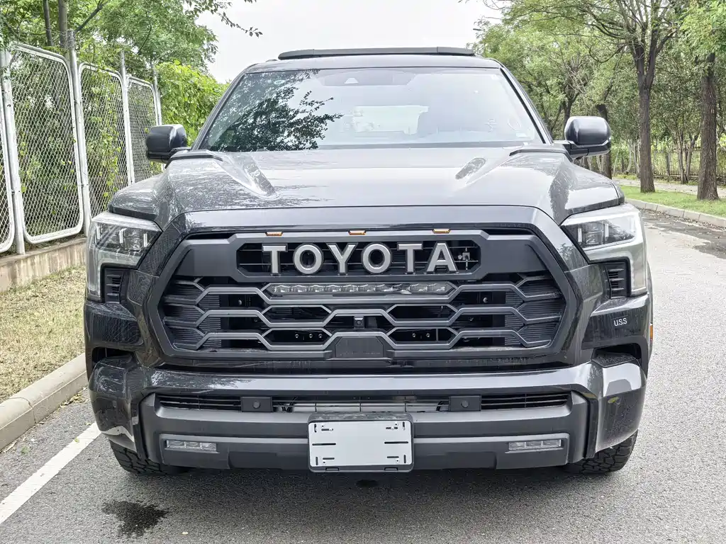 Toyota Toyota Sequoia 2025 3.5L Automatic 2026