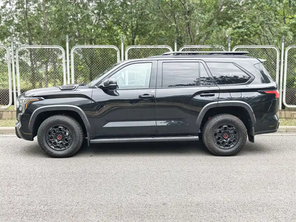 Toyota Toyota Sequoia 2025 3.5L Automatic 2026 - thumbnail 3