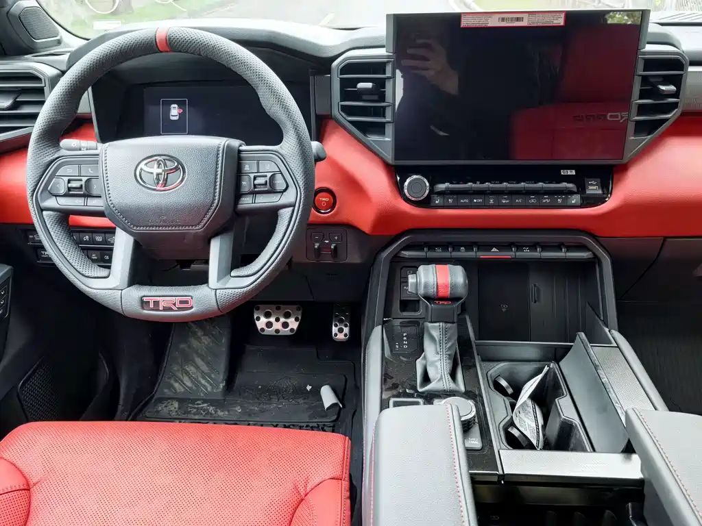 Toyota Toyota Sequoia 2025 3.5L Automatic 2026 - thumbnail 12