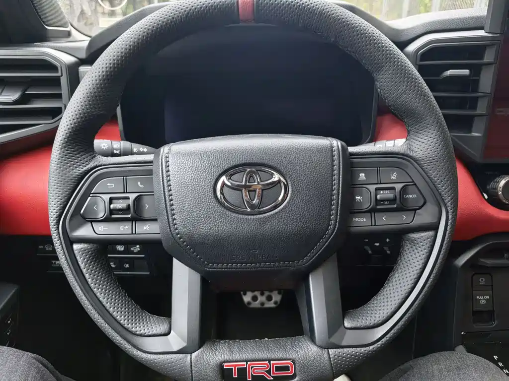 Toyota Toyota Sequoia 2025 3.5L Automatic 2026 - thumbnail 14