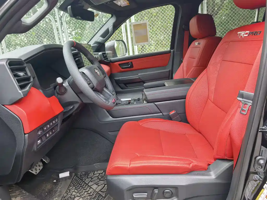 Toyota Toyota Sequoia 2025 3.5L Automatic 2026 - thumbnail 15