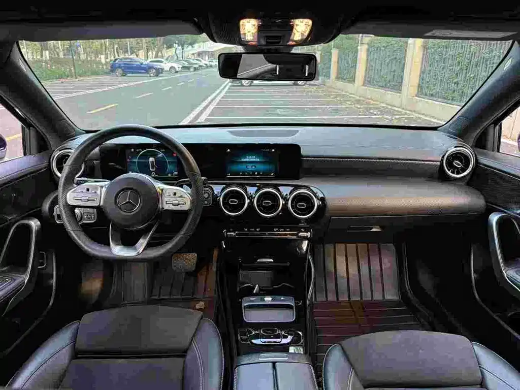 Mercedes-Benz Mercedes-Benz A-Class 2020 Facelift A 180 L Sport Sedan 2020 - thumbnail 8