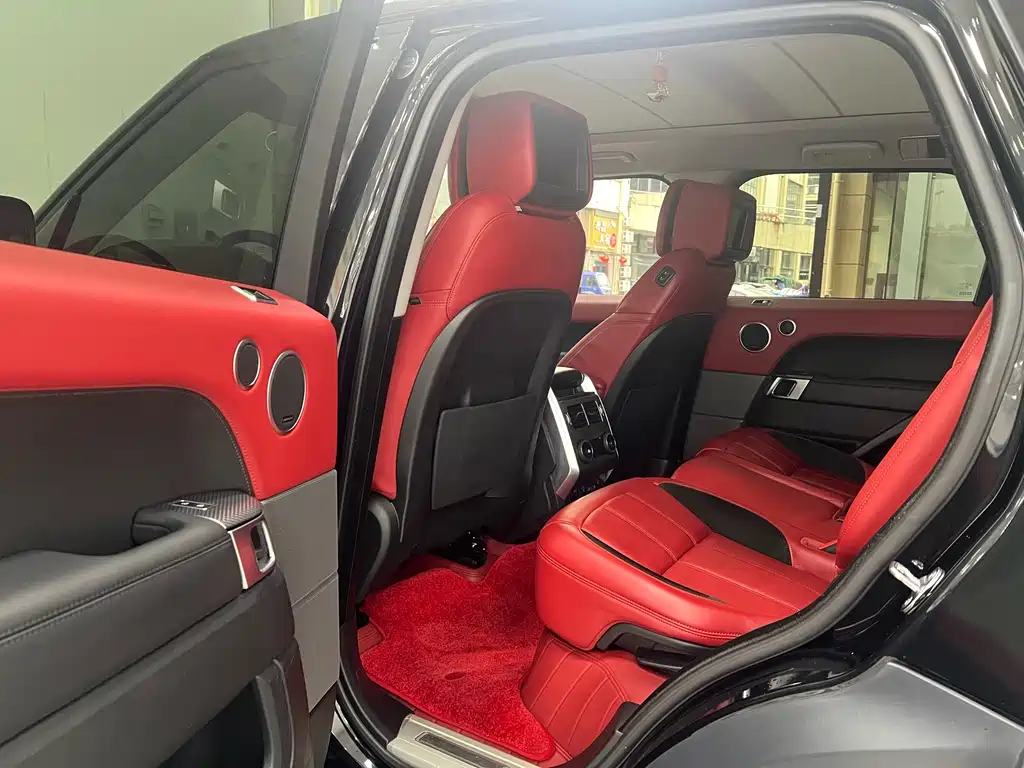 Land Rover Range Rover Sport 2021 3.0 L6 Black Badge 2021 - thumbnail 8