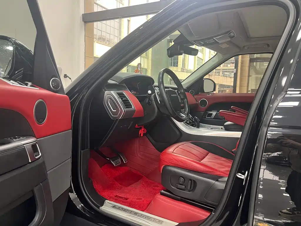 Land Rover Range Rover Sport 2021 3.0 L6 Black Badge 2021 - thumbnail 13