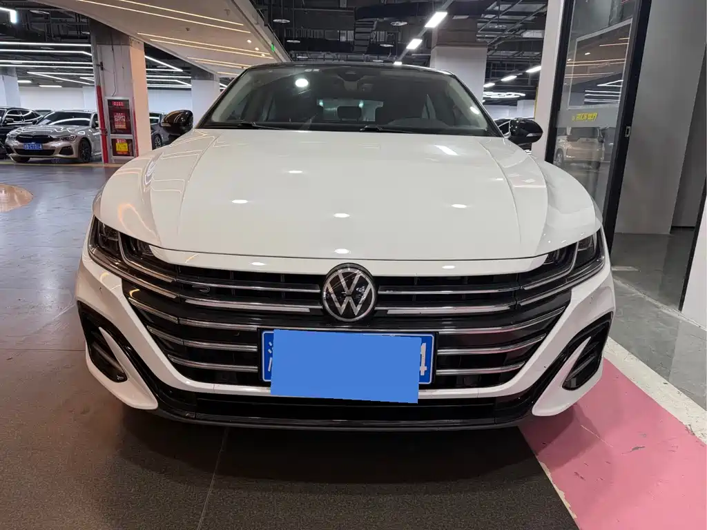 Volkswagen Faw-Volkswagen CC 2023 380TSI Dazzling Edition 2023 - thumbnail 2