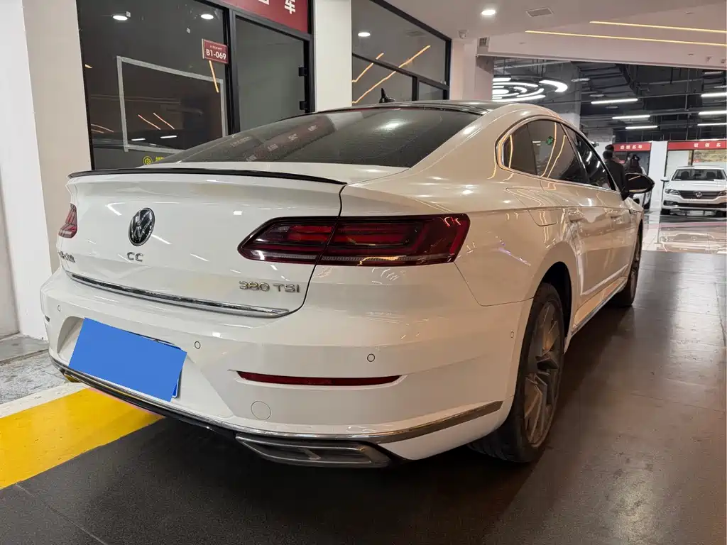 Volkswagen Faw-Volkswagen CC 2023 380TSI Dazzling Edition 2023 - thumbnail 10