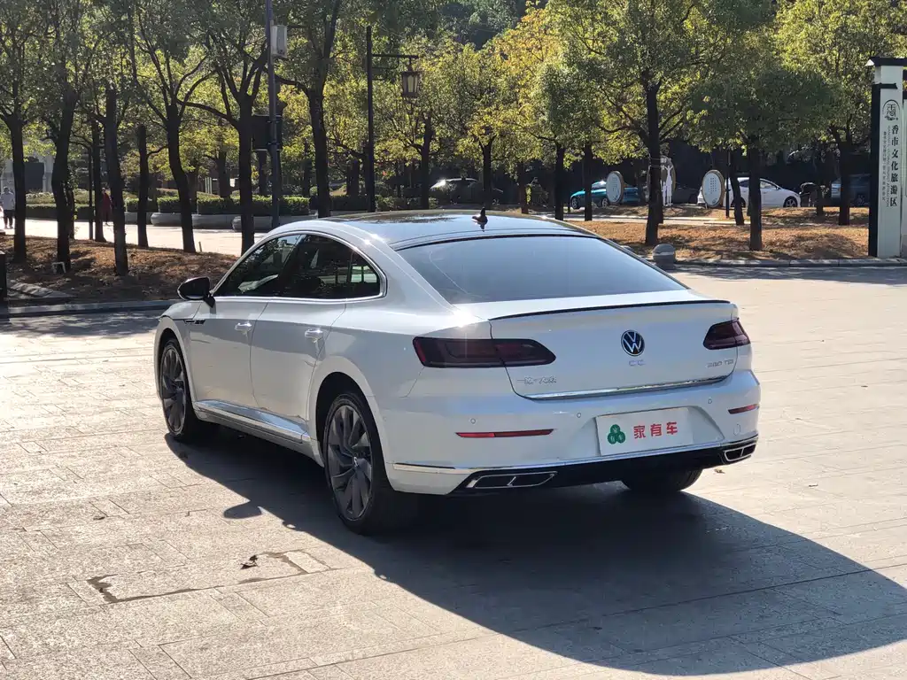 Volkswagen Faw-Volkswagen CC 2023 380TSI Dazzling Edition 2023 - thumbnail 4