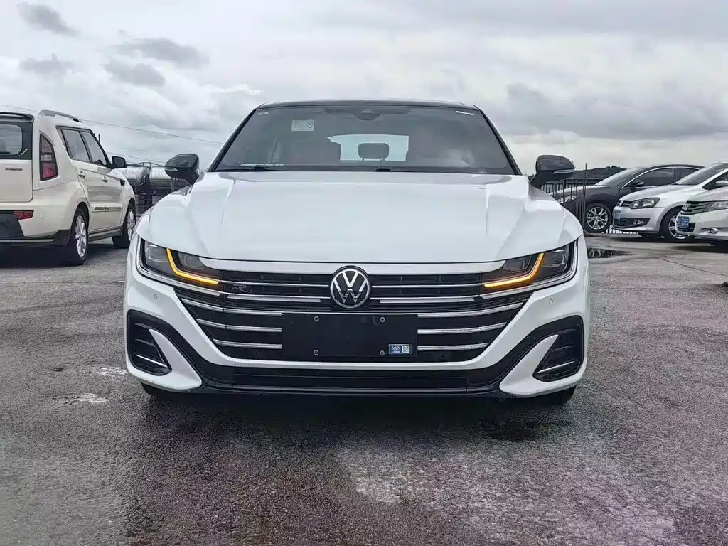 Volkswagen Faw-Volkswagen CC 2023 380TSI Dazzling Edition 2023 - thumbnail 2