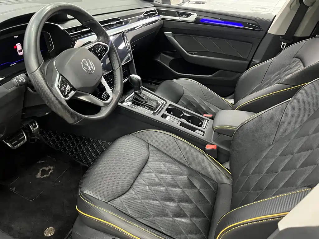 Volkswagen Faw-Volkswagen CC 2023 380TSI Dazzling Edition 2023 - thumbnail 5