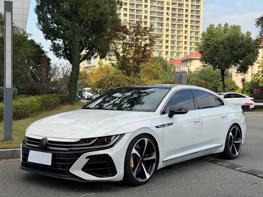 Volkswagen Faw-Volkswagen CC 2023 380TSI Dazzling Edition 2023 - thumbnail 2