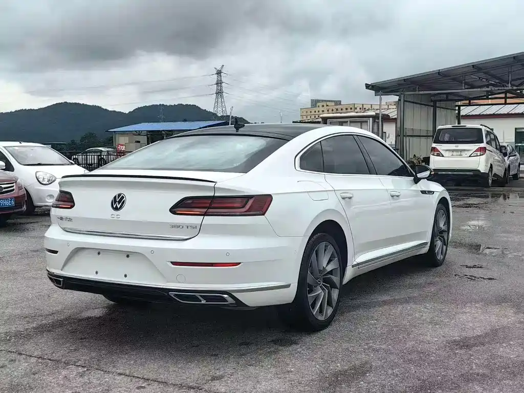 Volkswagen Faw-Volkswagen CC 2023 380TSI Dazzling Edition 2023 - thumbnail 9