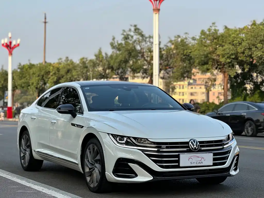 Volkswagen Faw-Volkswagen CC 2023 380TSI Dazzling Edition 2023 - thumbnail 3
