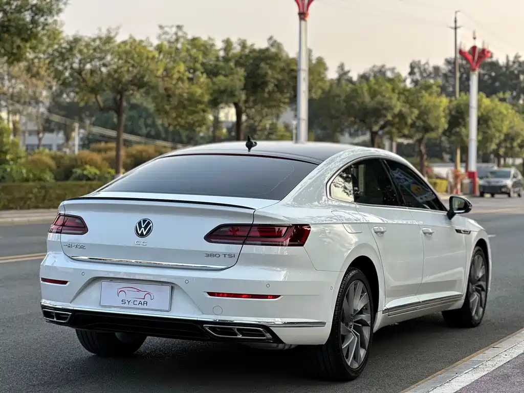 Volkswagen Faw-Volkswagen CC 2023 380TSI Dazzling Edition 2023 - thumbnail 5
