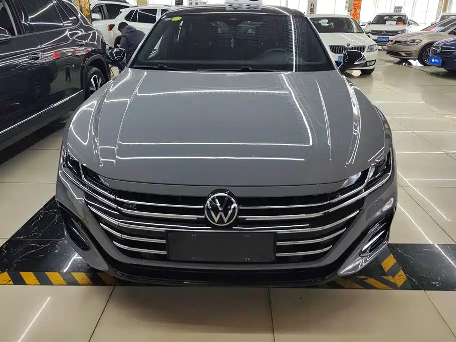 Volkswagen Faw-Volkswagen CC 2023 380TSI Dazzling Edition 2023 - thumbnail 2