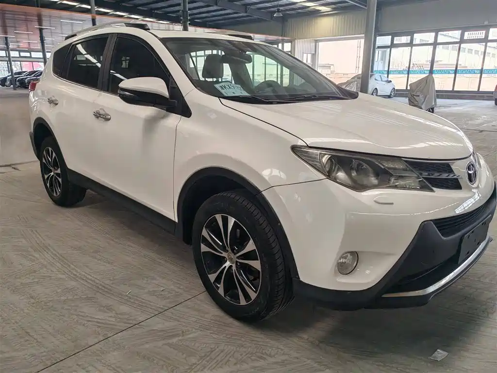 Toyota RAV4 2013 2.5L Automatic AWD Luxury Edition 2013 - thumbnail 3