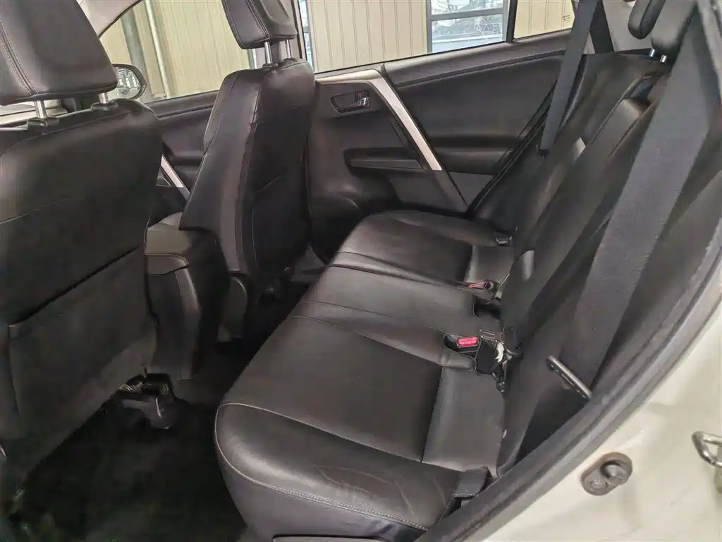 Toyota RAV4 2013 2.5L Automatic AWD Luxury Edition 2013 - thumbnail 5