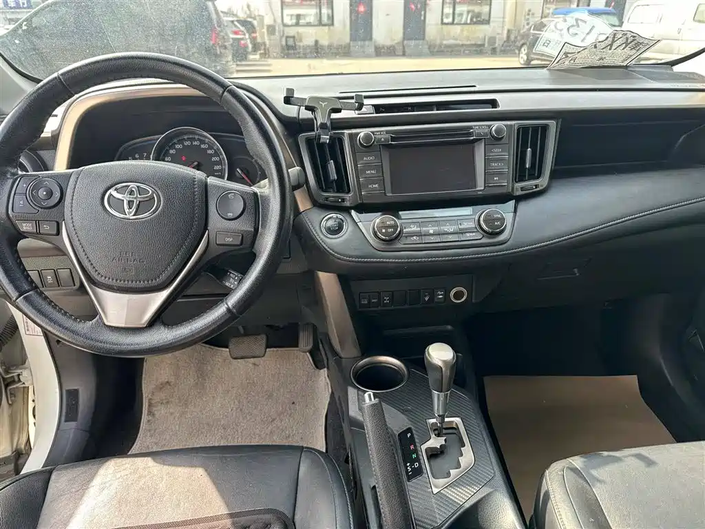 Toyota RAV4 2013 2.5L Automatic AWD Luxury Edition 2013 - thumbnail 6