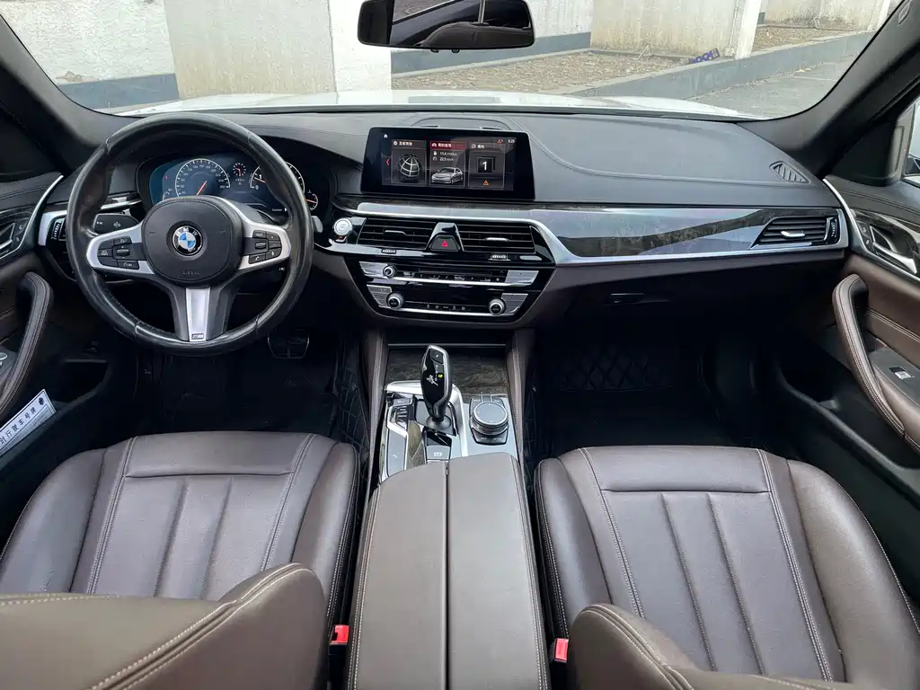 BMW BMW 5 Series 2019 525Li M Sport Package 2019 - thumbnail 8