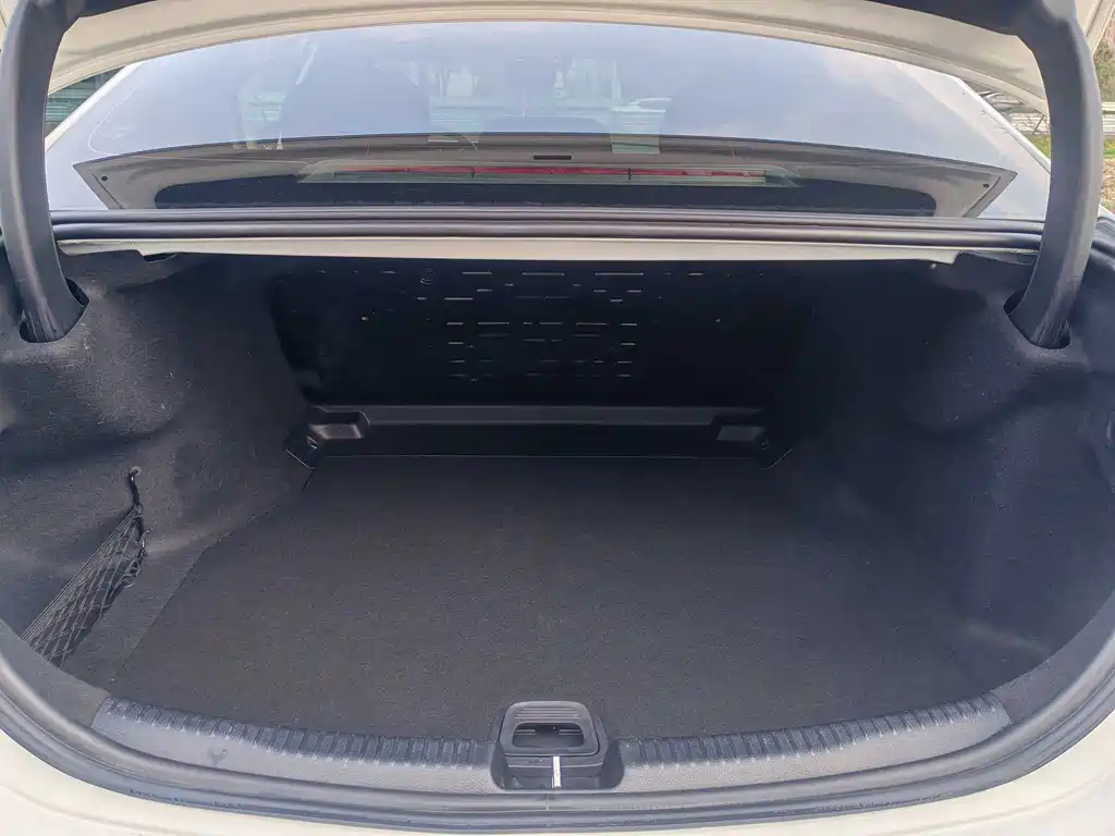 Mercedes-Benz Mercedes-Benz C-Class 2023 C 200 L Sport Edition 2023 - thumbnail 12